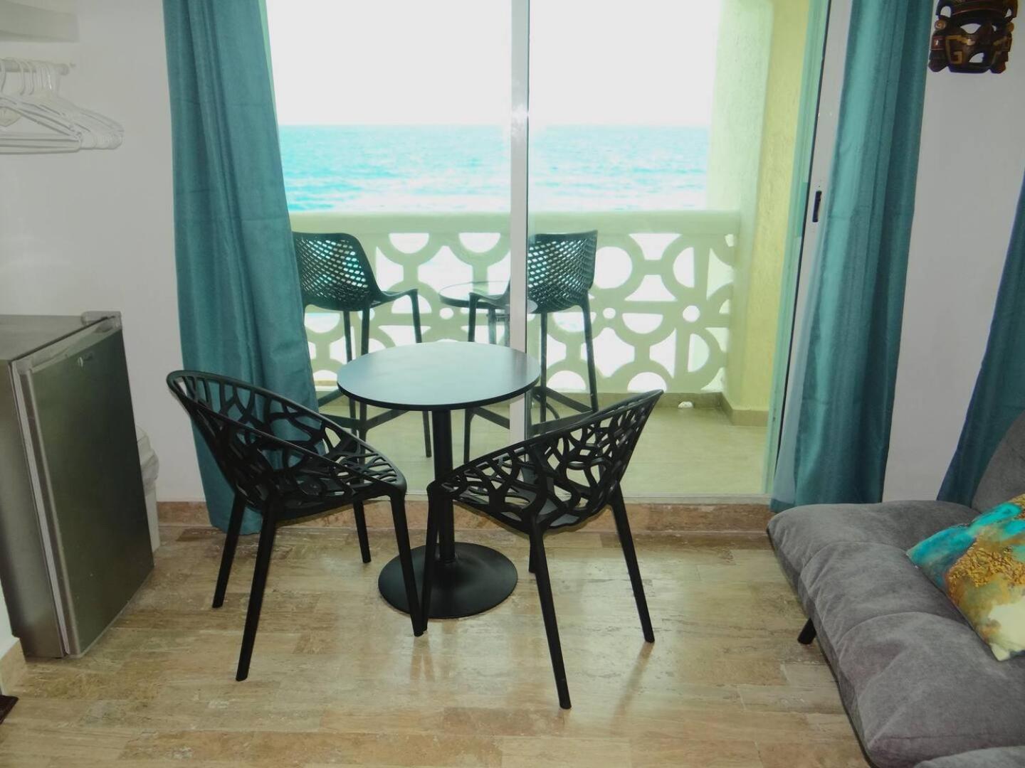 Plaza Appart hôtel *